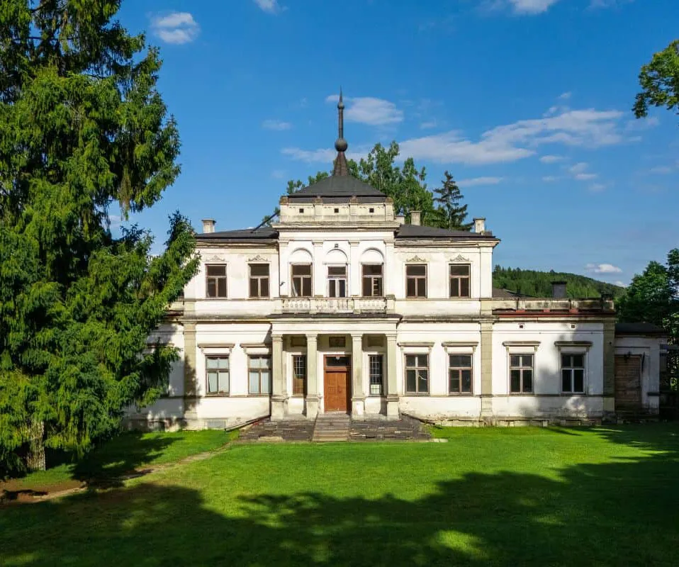 Neorenesansowy Pałac w sercu Ponidzia